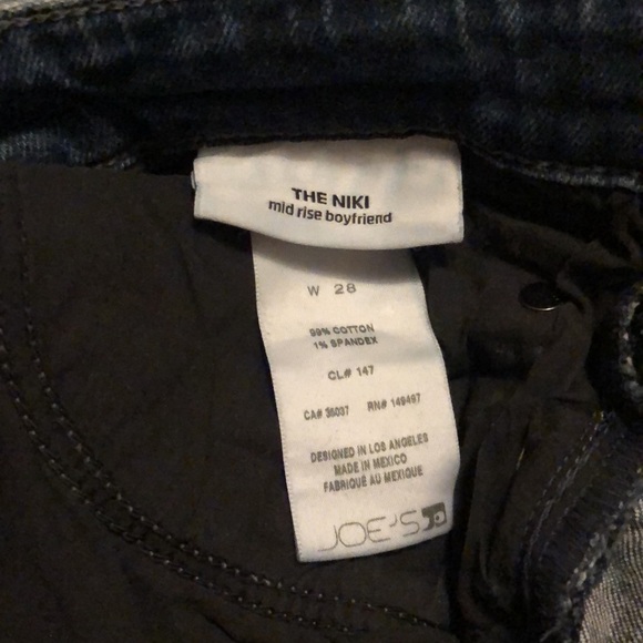Joe’s Jeans The Nikki mid rise boyfriend jeans, size 28 - Picture 8 of 9